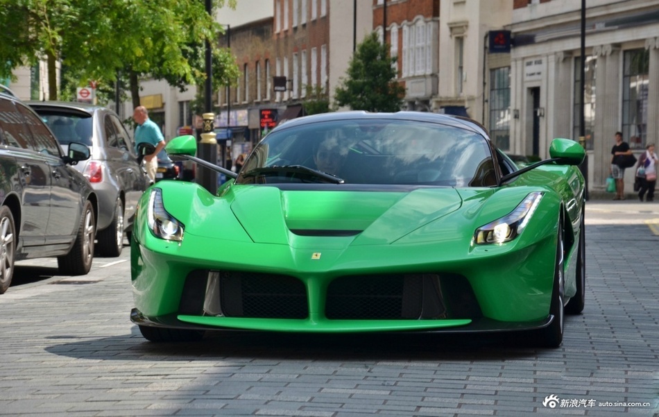 绿色拉法laferrari ​​​​