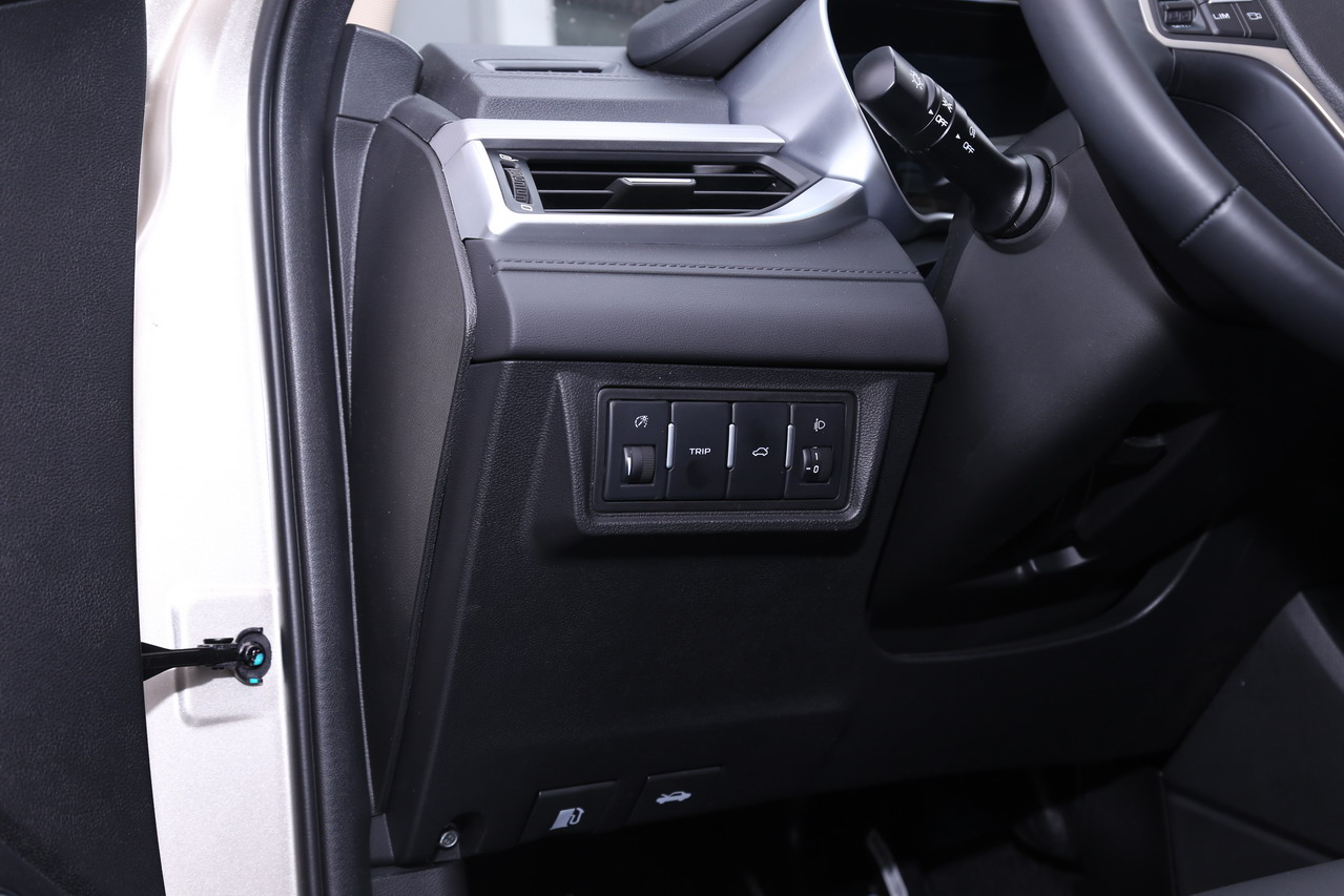 2018款吉利帝豪1.5L自动尊贵型