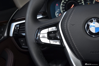 2019款宝马5系2.0T自动525Li 豪华套装