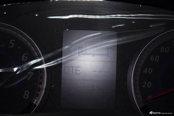 2017款众泰Z360 1.5L手动豪华型