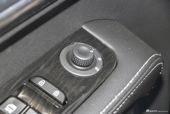 2018款斯威X7 1.5T手动豪华型7座