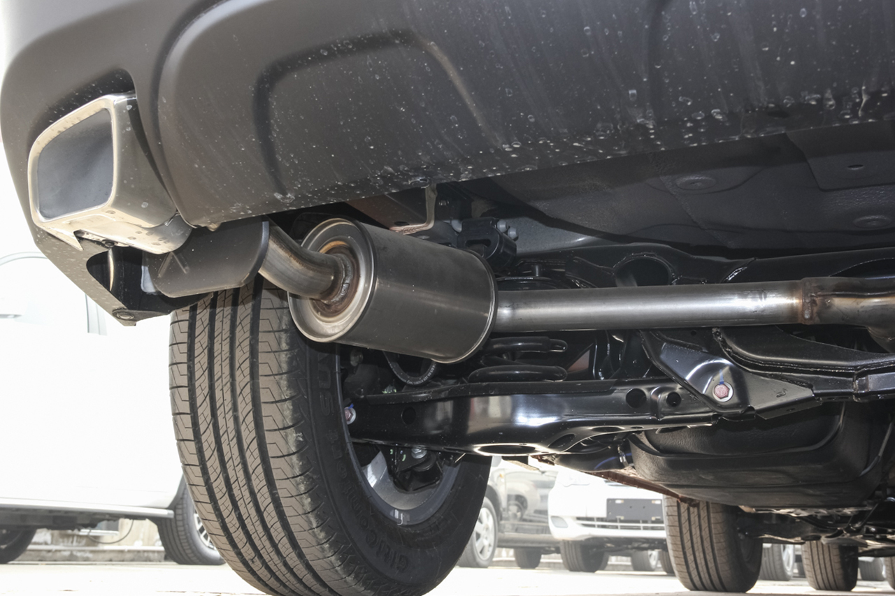 2017款比亚迪宋盖世升级版1.5TI手动精英型 