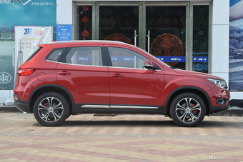 2017款森雅R7 1.6L 自动豪华型