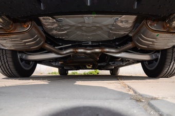 2015款君威 2.0L 精英时尚型 