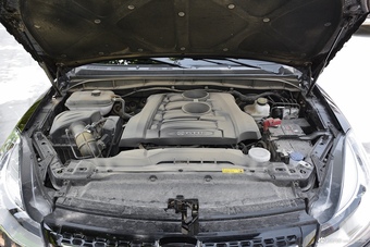 2016款驭胜S350 2.0T自动四驱汽油超豪华版5座图片