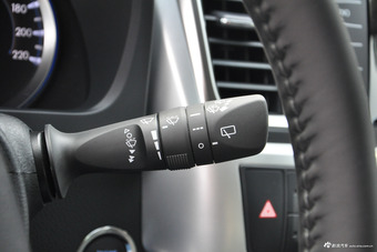 2017款汉兰达2.0T自动四驱炫黑限量版7座