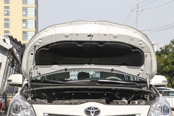 2014款逸致1.8L自动精英版