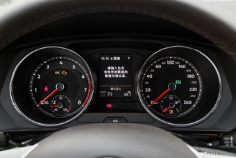 2017款途观L 2.0T自动四驱豪华版380TSI