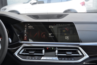 2019款宝马X5 3.0T自动 xDrive40i 尊享型 M运动套装