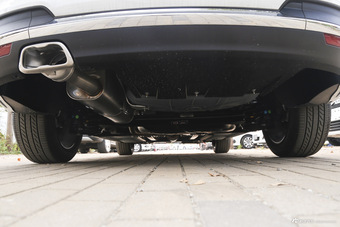 2016款雪铁龙C4L 1.6T自动精英型