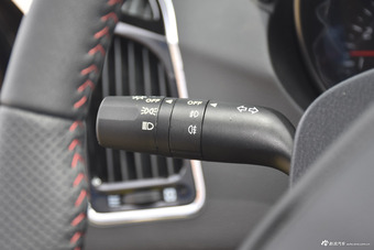 2017款海马S5强动力版1.5T手动尊贵型