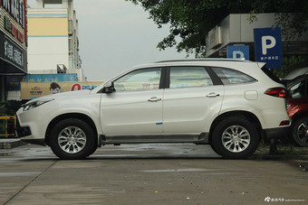 2016款驭胜S350 2.0T自动四驱汽油超豪华版7座