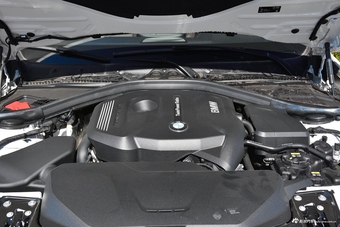 2019款宝马3系2.0T自动运动套装320Li M