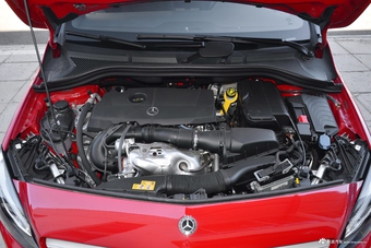 2017款奔驰B级B200 1.6T自动豪华型