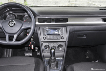 2016款宝来1.6L自动时尚型