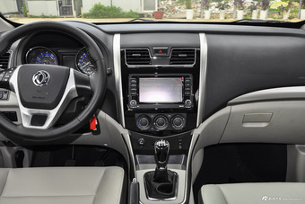 2016款风行S500 1.6L手动豪华型 皓月灰