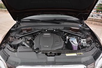 2017款奥迪Q5 Plus 2.0T自动40TFSI技术型图片