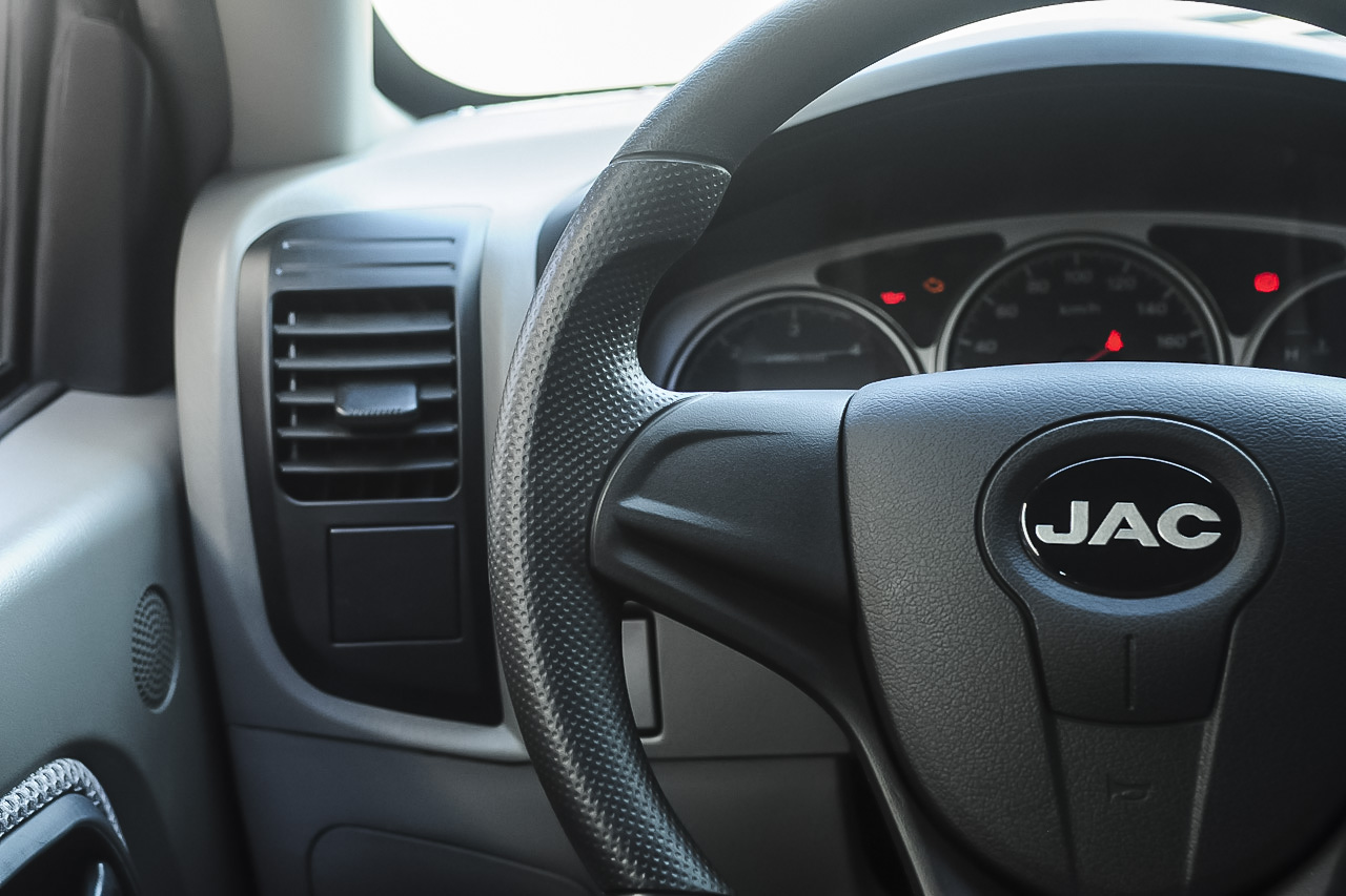 2014款瑞铃2.5T手动标准型标双排4B2-95C43