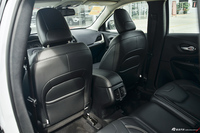 2017款自由光2.4L自动领先版