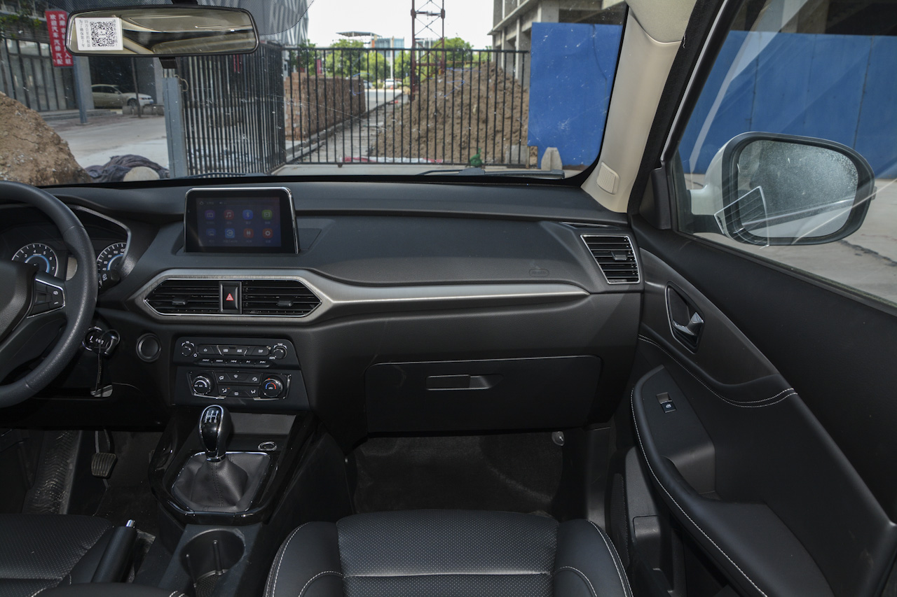  2018款风光S560 1.8L手动舒适型