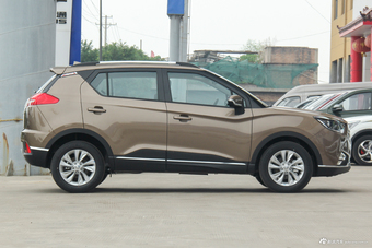 2018款海马S5青春版 1.6L手动豪华定制版