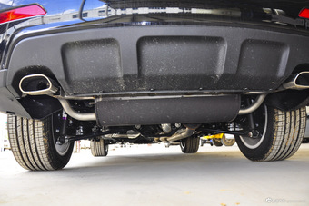 2016款哈弗H2 1.5T手动两驱精英型 经典黑