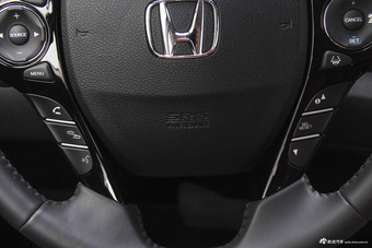 2016款雅阁2.4L自动智尊版