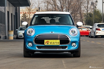 2016款MINI 1.5T自动 COOPER先锋派 五门版