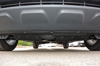 2017款众泰SR9 2.0T自动极致之路版