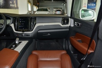 2019款沃尔沃XC60新能源2.0T自动T8 E驱混动智尊豪华版