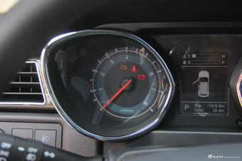 2016款迈威1.5L自动智享型