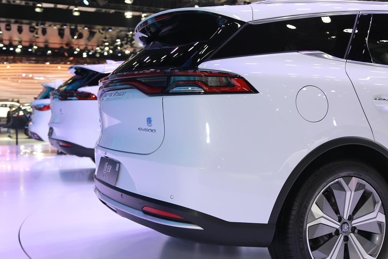 2018广州车展实拍：比亚迪唐新能源