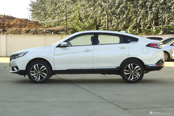 2017款启辰T90 2.0L自动CVT风尚版