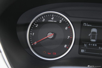 2018款宝骏530 1.8L自动豪华型