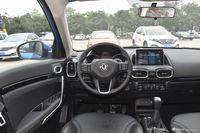 2017款风神AX4 1.6L手动潮尚型