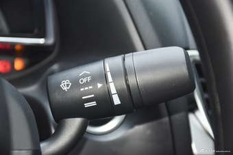 2016款马自达3昂克赛拉1.5L自动三厢豪华型