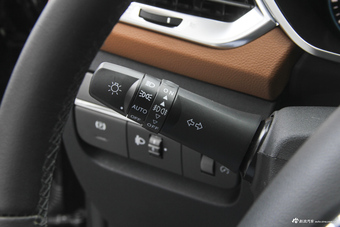 2018款东南DX7 Prime 1.5T自动旗舰型 