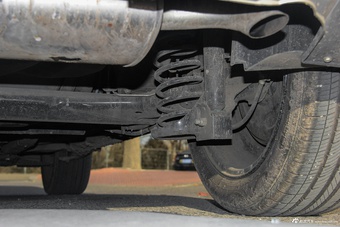 2016款森雅R7 1.6L自动尊贵型