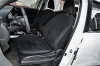 2017款纳瓦拉2.5L自动两驱豪华版QR25