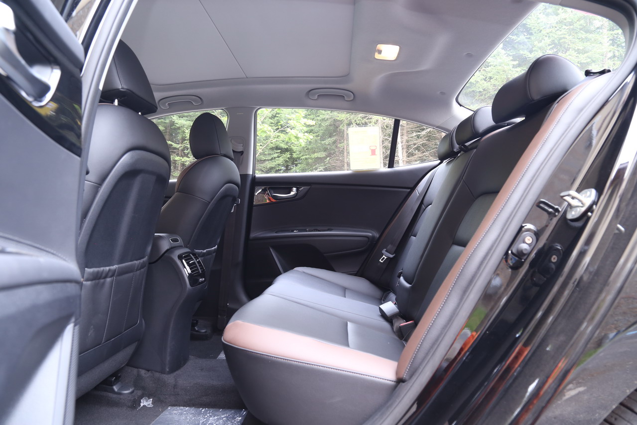 2017款凯绅1.8L自动DLX