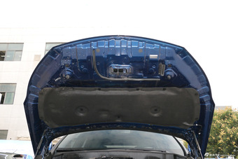 2018款英菲尼迪QX50 2.0T自动四驱豪华版