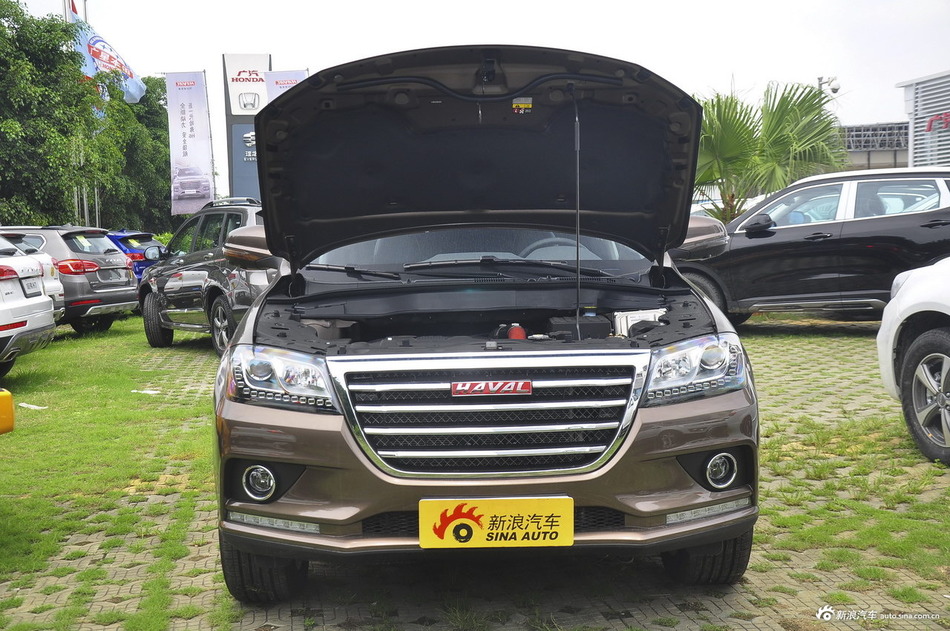 2017款哈弗H2 1.5T自动两驱豪华型红标