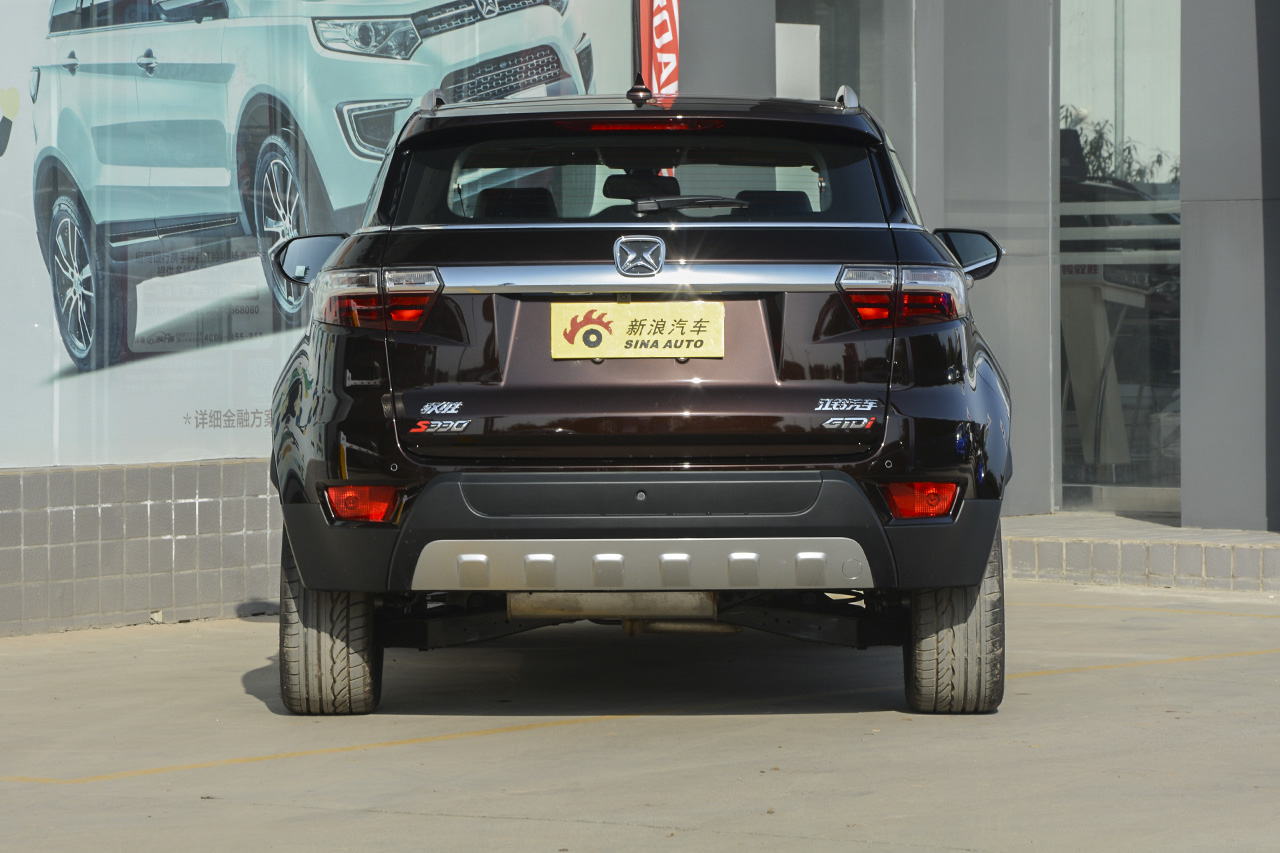 2016款驭胜S330 1.5T自动两驱旗舰版