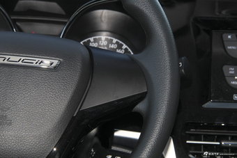 2018款启辰T70 2.0L自动睿趣版