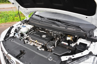 2017款中华V3 1.5T自动旗舰型