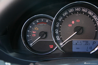 2017款雷凌1.2T V自动豪华版