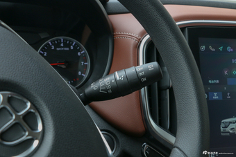 2018款中华V6 1.5T自动豪华型
