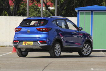 2017款名爵ZS 1.5L手动豪华版