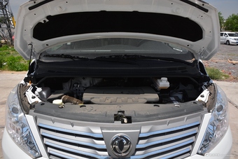 2018款风行CM7经典版2.0T手动尊享型图片