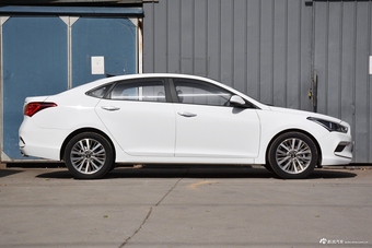 2017款名图1.8L自动尊贵型DLX